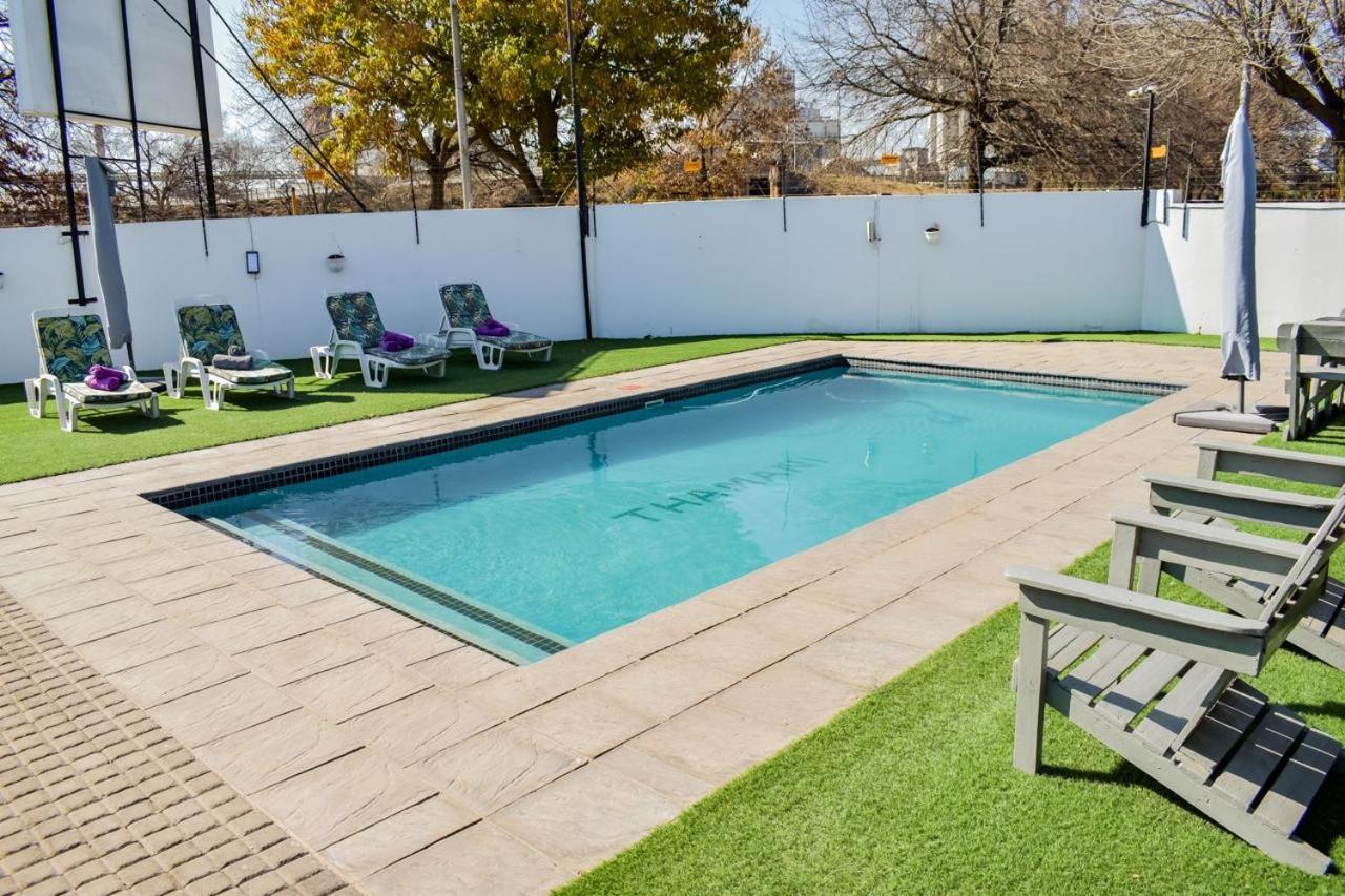 Thamani Guest House Randfontein 外观 照片
