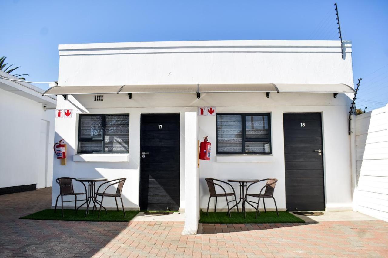 Thamani Guest House Randfontein 外观 照片
